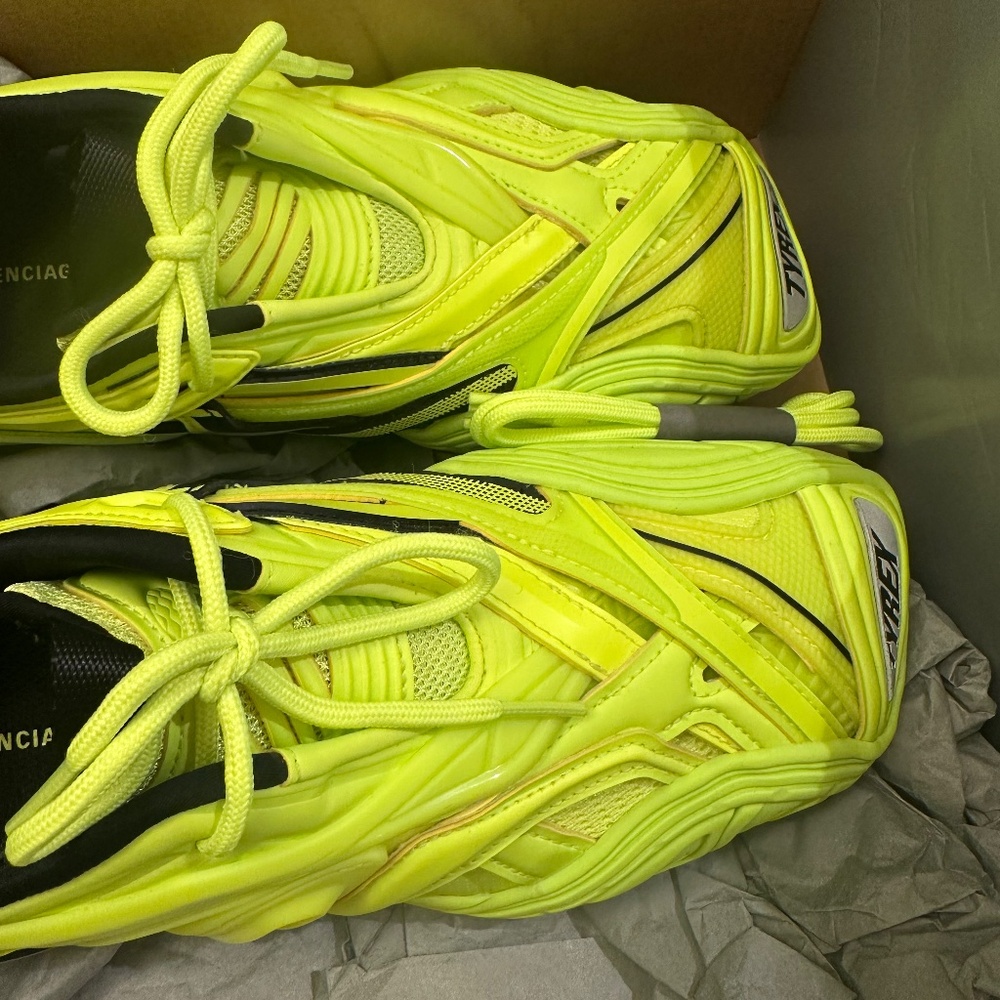 Balenciaga Wmns Tyrex Fluo Yellow Sneakers Size 6 - Picture 3 of 9
